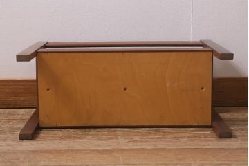 北欧ビンテージ　チーク材　シンプルで合わせやすいマガジンラック(本立て)(R-042254)
