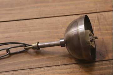 中古　アンティーク調　真鍮製　シェードの角度が変えられる3灯シャンデリア(天井照明、吊り下げ照明)(R-042256)