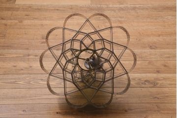 ヴィンテージ照明　ステンドグラス　万華鏡のようなデザインが美しいシャンデリア(天井照明、吊り下げ照明、ビンテージ)(R-042257)