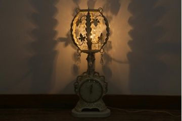 アメリカヴィンテージ　united Clock(ユナイテッドクロック)　アンティークテイストなランプ付き置時計(照明、スタンドライト、ビンテージ)(R-042260)