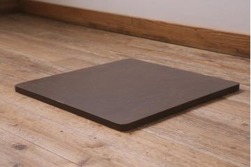 アンティーク雑貨　大正昭和初期　ケヤキ一枚板　古い木の味わいが楽しめる囲碁盤(ディスプレイ雑貨)(R-042262)