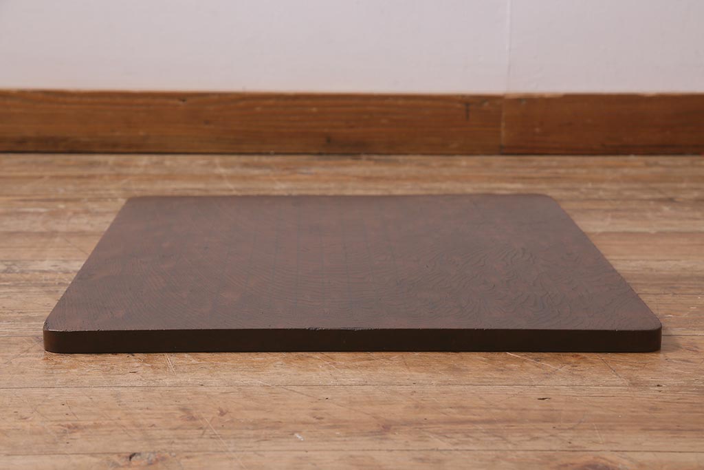 アンティーク雑貨　大正昭和初期　ケヤキ一枚板　古い木の味わいが楽しめる囲碁盤(ディスプレイ雑貨)(R-042262)