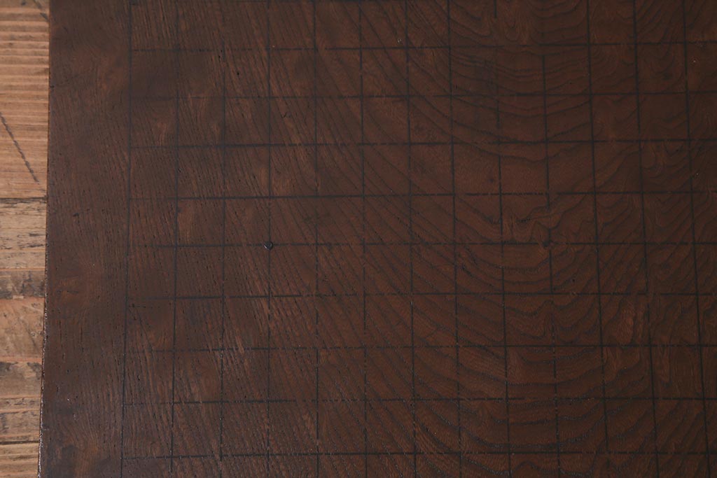 アンティーク雑貨　大正昭和初期　ケヤキ一枚板　古い木の味わいが楽しめる囲碁盤(ディスプレイ雑貨)(R-042262)