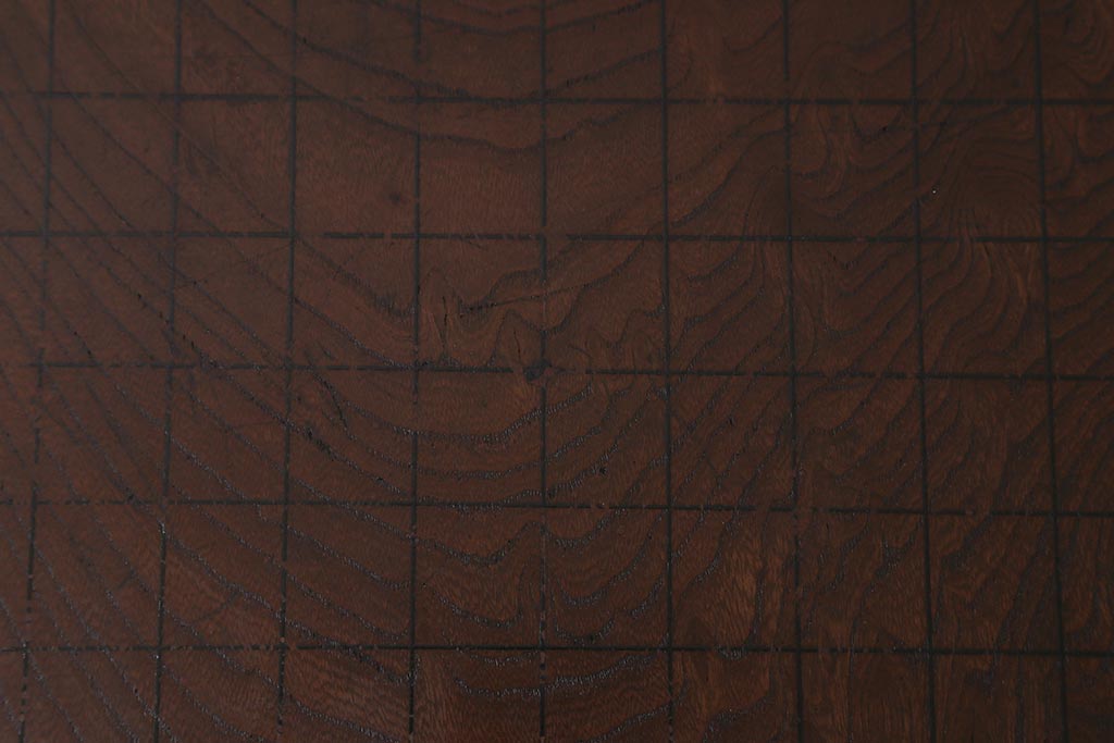 アンティーク雑貨　大正昭和初期　ケヤキ一枚板　古い木の味わいが楽しめる囲碁盤(ディスプレイ雑貨)(R-042262)