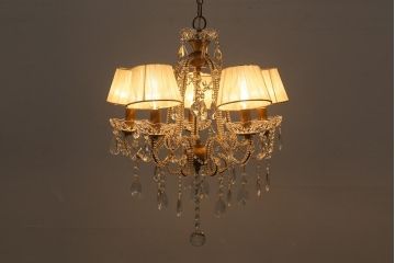 アンティーク照明　ヨーロッパアンティーク　5灯　プリーツのシェードが優しげな雰囲気のシャンデリア(天井照明、吊り下げ照明)(R-042268)