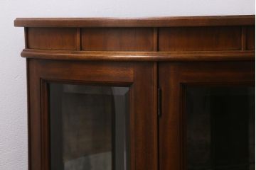 中古　DREXEL HERITAGE(ドレクセルヘリテイジ)　Cameo Classics(キャメオクラシックス)　照明付き　ホールチェスト(ショーケース、飾り棚、収納棚)(定価約73万円)(R-042275)