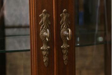 中古　DREXEL HERITAGE(ドレクセルヘリテイジ)　Cameo Classics(キャメオクラシックス)　照明付き　ホールチェスト(ショーケース、飾り棚、収納棚)(定価約73万円)(R-042275)