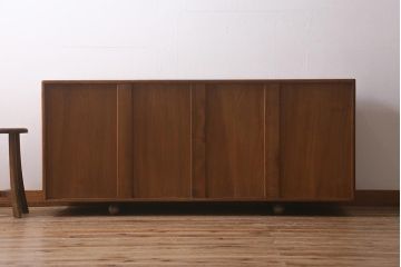 ヴィンテージ家具　イギリスビンテージ　ERCOL(アーコール)　ウィンザーサイドボード(キャビネット、収納棚、リビングボード)(R-042276)