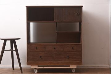 【簡易リペア限定品】アンティーク建具　指物家具　工芸家具　総桐材　桑材の取っ手が施された上手物の茶棚(戸棚)(R-042283)