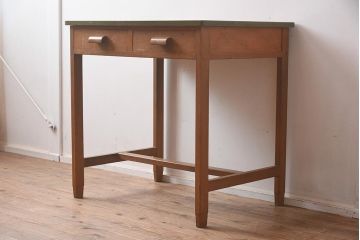 レトロ家具　ナラ材　昭和中期につくられたシンプルな平机(木製デスク)(R-042284)