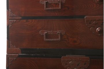 アンティーク家具　和製アンティーク　明治大正期　五丁引き　前面ケヤキ・中桐材　漆塗りが美しい秋田箪笥(重ね箪笥、衣装箪笥、引き出し)(R-042290)