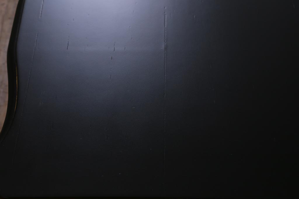 中古　輸入家具　イギリス　高級品　豪華な意匠が目を引くテレビボード(テレビ台、サイドボード、ローボード)(R-042291)