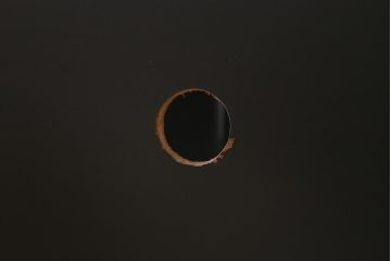 中古　輸入家具　イギリス　高級品　豪華な意匠が目を引くテレビボード(テレビ台、サイドボード、ローボード)(R-042291)