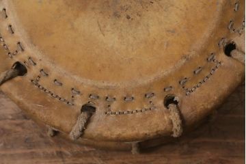 戦前　古い欅刳り貫き締め太鼓(ケヤキ太鼓、和太鼓、和楽器)(R-042297)