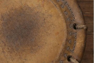戦前　古い欅刳り貫き締め太鼓(ケヤキ太鼓、和太鼓、和楽器)(R-042297)