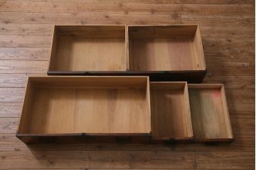 アンティーク家具　明治大正期　前面ケヤキ材　漆塗り　上品な和の雰囲気漂う相馬箪笥ローボード(ローチェスト、引き出し、衣装箪笥)(R-042298)