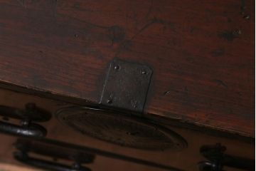 アンティーク家具　明治大正期　前面ケヤキ材　漆塗り　上品な和の雰囲気漂う相馬箪笥ローボード(ローチェスト、引き出し、衣装箪笥)(R-042298)