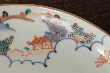 江戸期　伊万里焼　金彩色絵染付九寸皿(窓絵、9寸皿、大皿、古伊万里、和食器)(R-042309)