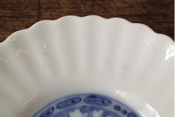 江戸期　古伊万里　白磁染付輪花小皿2枚セット(小鉢、和食器)(R-042312)