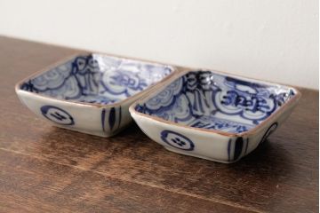 幕末明治期　伊万里焼　染付角皿2枚セット(向付、小鉢、和食器)(R-042319)