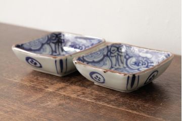 幕末明治期　伊万里焼　染付角皿2枚セット(向付、小鉢、和食器)(R-042320)