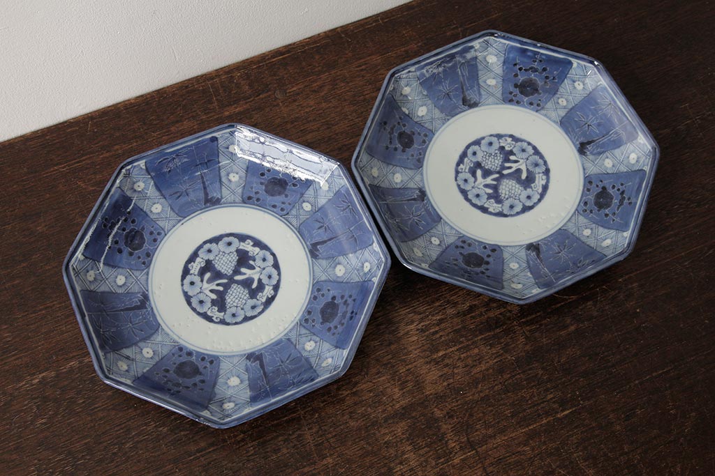 アンティーク雑貨　江戸期　古伊万里　松竹梅文　染付八角皿2枚(中皿)(R-042322)