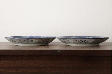 アンティーク雑貨　江戸期　古伊万里　松竹梅文　染付八角皿2枚(中皿)(R-042322)