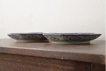 アンティーク雑貨　江戸期　古伊万里　松竹梅文　染付八角皿2枚(中皿)(R-042322)