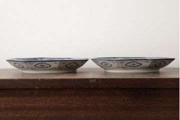アンティーク雑貨　江戸期　古伊万里　松竹梅文　染付八角皿2枚(中皿)(R-042323)