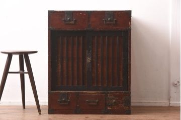 アンティーク家具　江戸明治期　桐材　味のある風合いが魅力の茶箪笥(収納箪笥、戸棚)(R-042334)