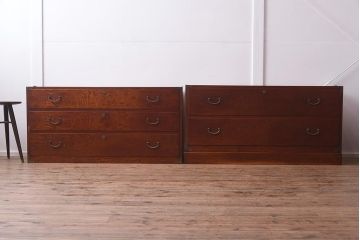 ヴィンテージ家具　和製アンティーク　前面ケヤキ材　流れるような杢目が美しい重ね箪笥(衣装箪笥、引き出し、ビンテージ)(R-042335)