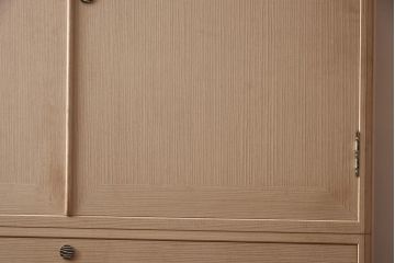 中古　伝統工芸　総桐材　すっきりとして品のある加茂総桐箪笥(総桐たんす、衣装箪笥、和タンス)(R-042338)