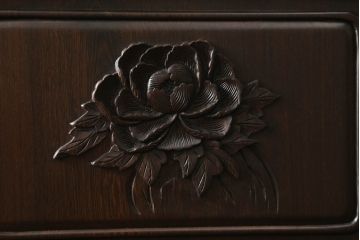 ビンテージ家具　花梨(カリン)材　竹のような意匠が印象的な飾り棚(飾棚、茶棚)(R-042340)