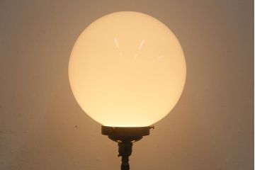 ヴィンテージ照明　ビンテージ　まんまるのシェードがおしゃれなフロアスタンド(フロアランプ)(R-042343)