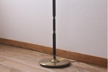 ヴィンテージ照明　ビンテージ　まんまるのシェードがおしゃれなフロアスタンド(フロアランプ)(R-042343)