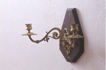 アンティーク雑貨　真鍮　ブラケットライトをリメイクした壁掛けキャンドルホルダー(ろうそく立て、燭台、キャンドルスタンド)(R-042348)