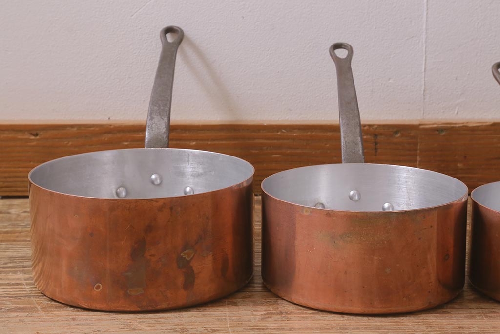 アンティーク雑貨　フランスアンティーク　鉄の取っ手の銅製片手鍋5点セット(キッチン雑貨)(R-042350)