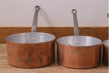 アンティーク雑貨　フランスアンティーク　鉄の取っ手の銅製片手鍋5点セット(キッチン雑貨)(R-042350)