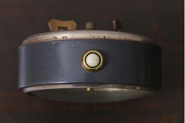 ジャンク品　ヴィンテージ雑貨　フランスビンテージ　JAZ社　シックな覚まし時計(置時計、枕時計)(R-042352)