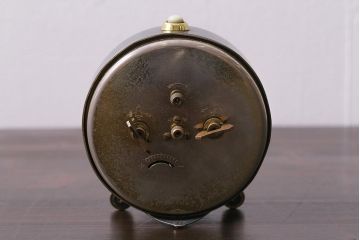 ジャンク品　ヴィンテージ雑貨　フランスビンテージ　JAZ社　シックな覚まし時計(置時計、枕時計)(R-042352)