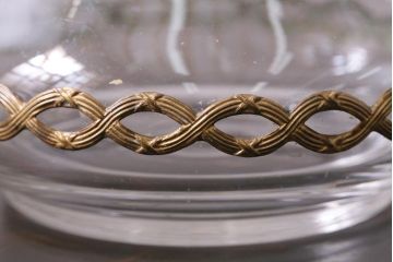 アンティーク雑貨　フランスアンティーク　ルイ16世様式　真鍮の装飾がおしゃれなジュエリーケース(ガラスポット)(R-042355)
