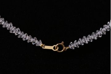 ヴィンテージアクセサリー　K18(18金)　透明な輝きを放つビンテージクリスタルネックレス(R-042368)