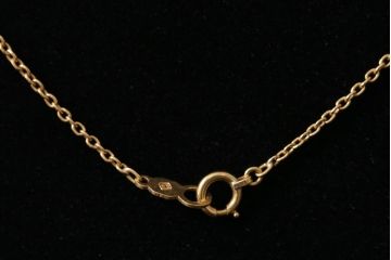 ヴィンテージアクセサリー　K18(18金)　金75%　造幣局ホールマーク　切子がアクセントになったビンテージチェーンネックレス　重さ約3.96g(R-042371)