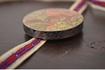 昭和初期　純銀製　リス帯留(りす帯止、彫刻、七宝?)(R-042397)