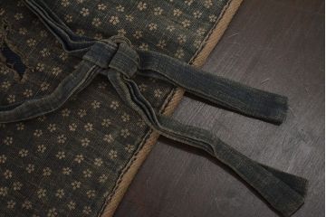 アンティーク雑貨　明治〜大正　古い火消し頭巾(刺子、木綿、藍染、古布)(R-042401)