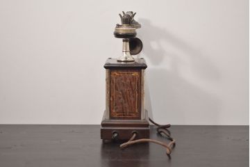 アンティーク雑貨　大正十年　日本電気株式会社　デルビル磁石式電話機(R-042409)