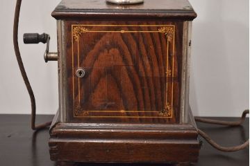 アンティーク雑貨　大正十年　日本電気株式会社　デルビル磁石式電話機(R-042409)