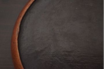 アンティーク雑貨　味の良い古い木製盆(李朝、時代物、漆器)(R-042411)
