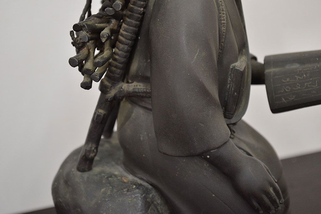 アンティーク雑貨　昭和初期　古い二宮金次郎　ブロンズ像　6.41kg(應需銘)(R-042414)