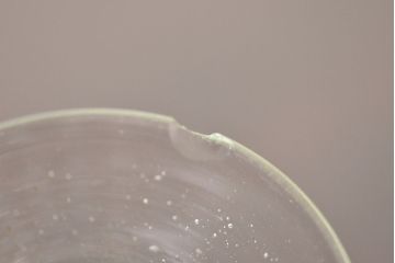 アンティーク雑貨　大正期　古民具・骨董　和ガラス　乳白色　赤縁玉垂れ文なつめ形氷コップ4個セット(R-042428)